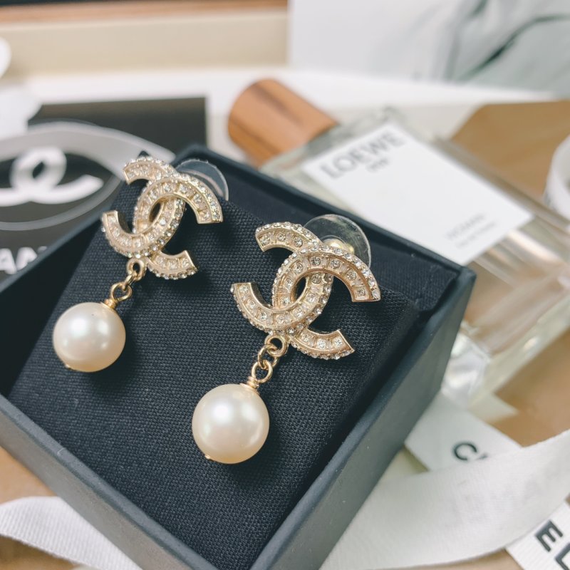 Chanel CC Pearl Drop Earrings - Light Gold view
