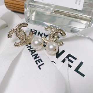 Chanel CC Pearl Drop Earrings - Light Gold view 5