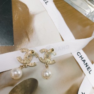 Chanel CC Pearl Drop Earrings - Light Gold view 6