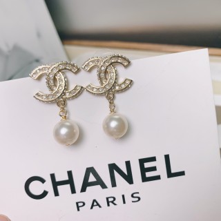 Chanel CC Pearl Drop Earrings - Light Gold view 7