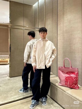 Burberry EKD Canvas Tote Bag White view 4