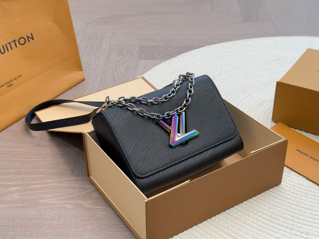 Louis Vuitton Twist Black Epi Leather Shoulder Bag
