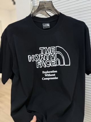 The North Face Outdoor Exploring Short Sleeve T-Shirt Cream view 7