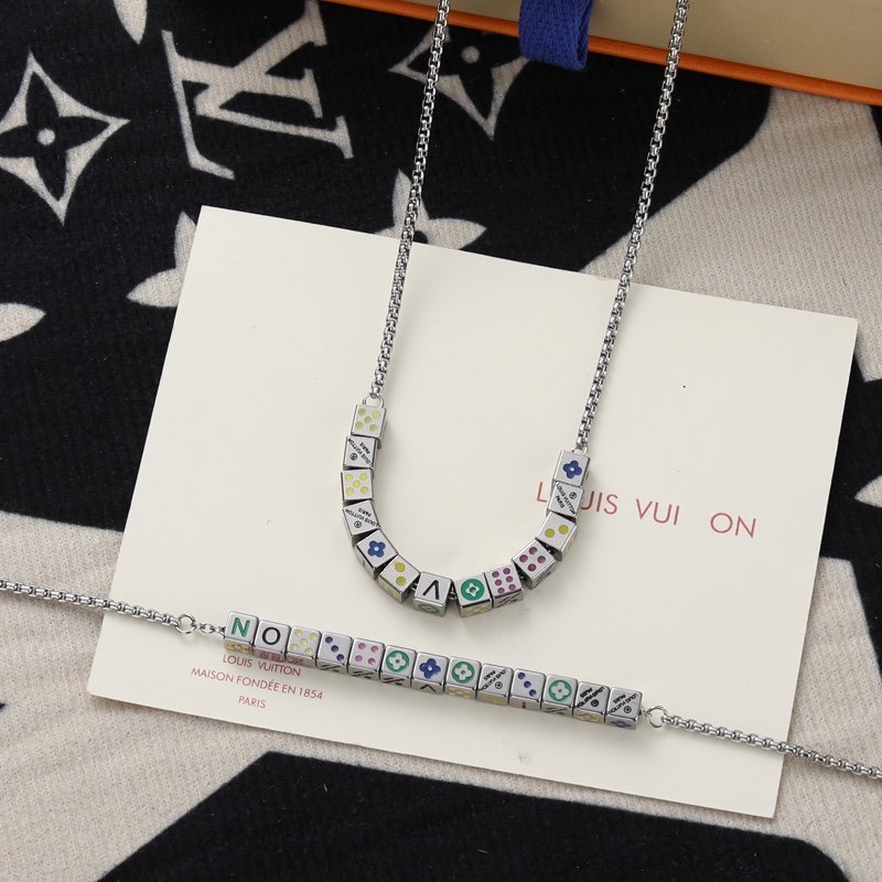 Louis Vuitton LV Play-It Dice Silver Necklace view
