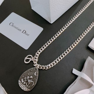 Dior Silver Chain Necklace with Teardrop Pendant view 3
