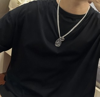 Dior Silver Chain Necklace with Teardrop Pendant view 4