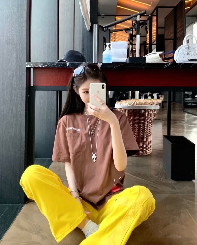 Brown Structure Graphic Short Sleeve T-Shirt view