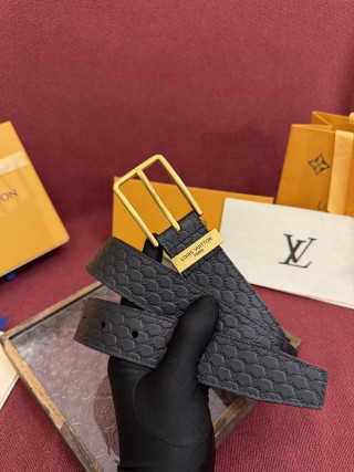 Louis Vuitton Monogram Leather Belt Black Gold view 3