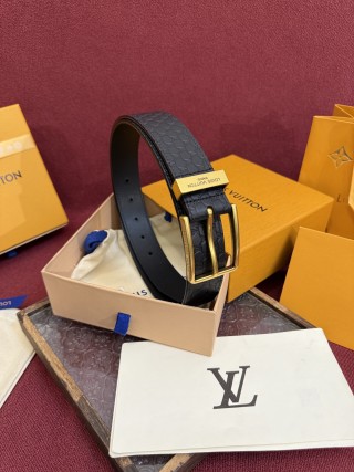 Louis Vuitton Monogram Leather Belt Black Gold view 8