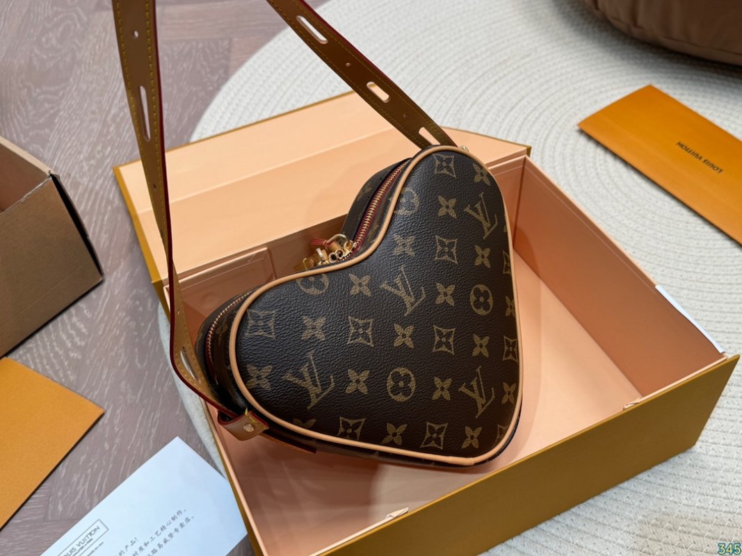 Louis Vuitton Monogram Heart Mini Onthego Bag Beeswax Yellow view