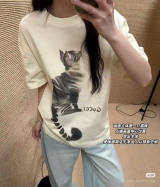Gucci Cat Print Cream Short Sleeve T-Shirt view 4