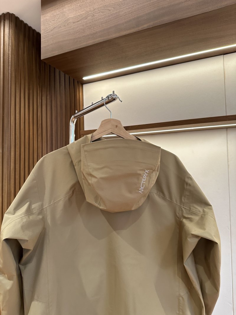 Gore-Tex Technical Hardshell Jacket Beige view