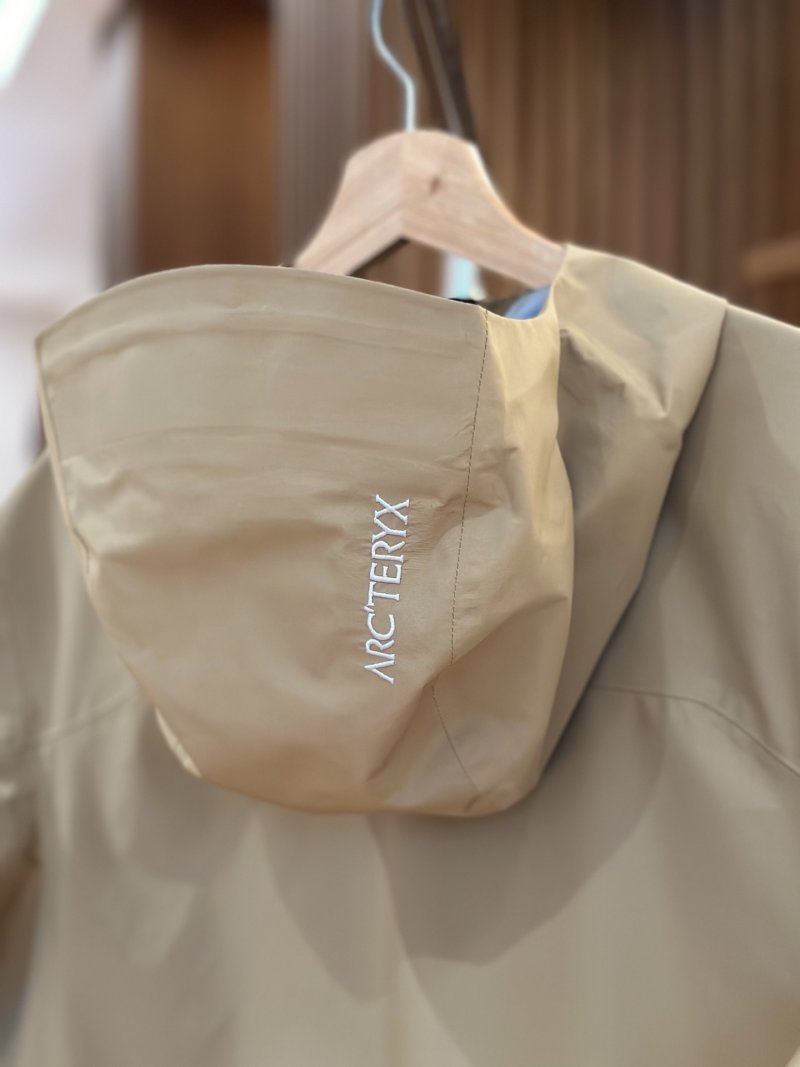 Gore-Tex Technical Hardshell Jacket Beige view