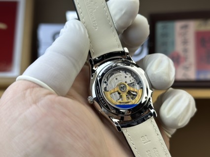 Jaeger-LeCoultre Master Moonphase Black Dial Watch view 4