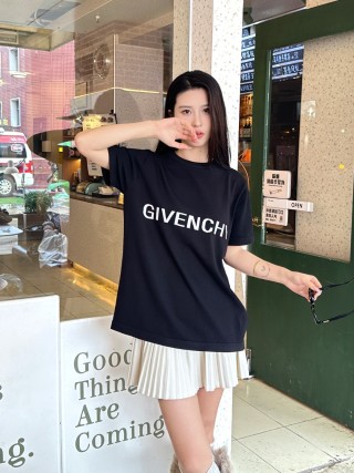 Givenchy Black Logo T-Shirt view 2