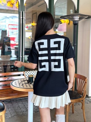Givenchy Black Logo T-Shirt view 3