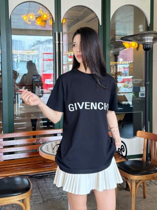 Givenchy Black Logo T-Shirt view 4