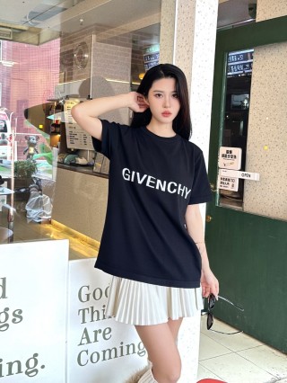 Givenchy Black Logo T-Shirt view 7