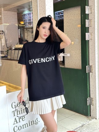Givenchy Black Logo T-Shirt view 9