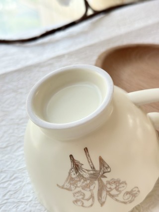 Dior Lily of the Valley Ceramic Mug – Cream view 6