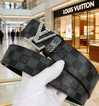 Louis Vuitton Damier Graphite Belt with Silver Buckle
