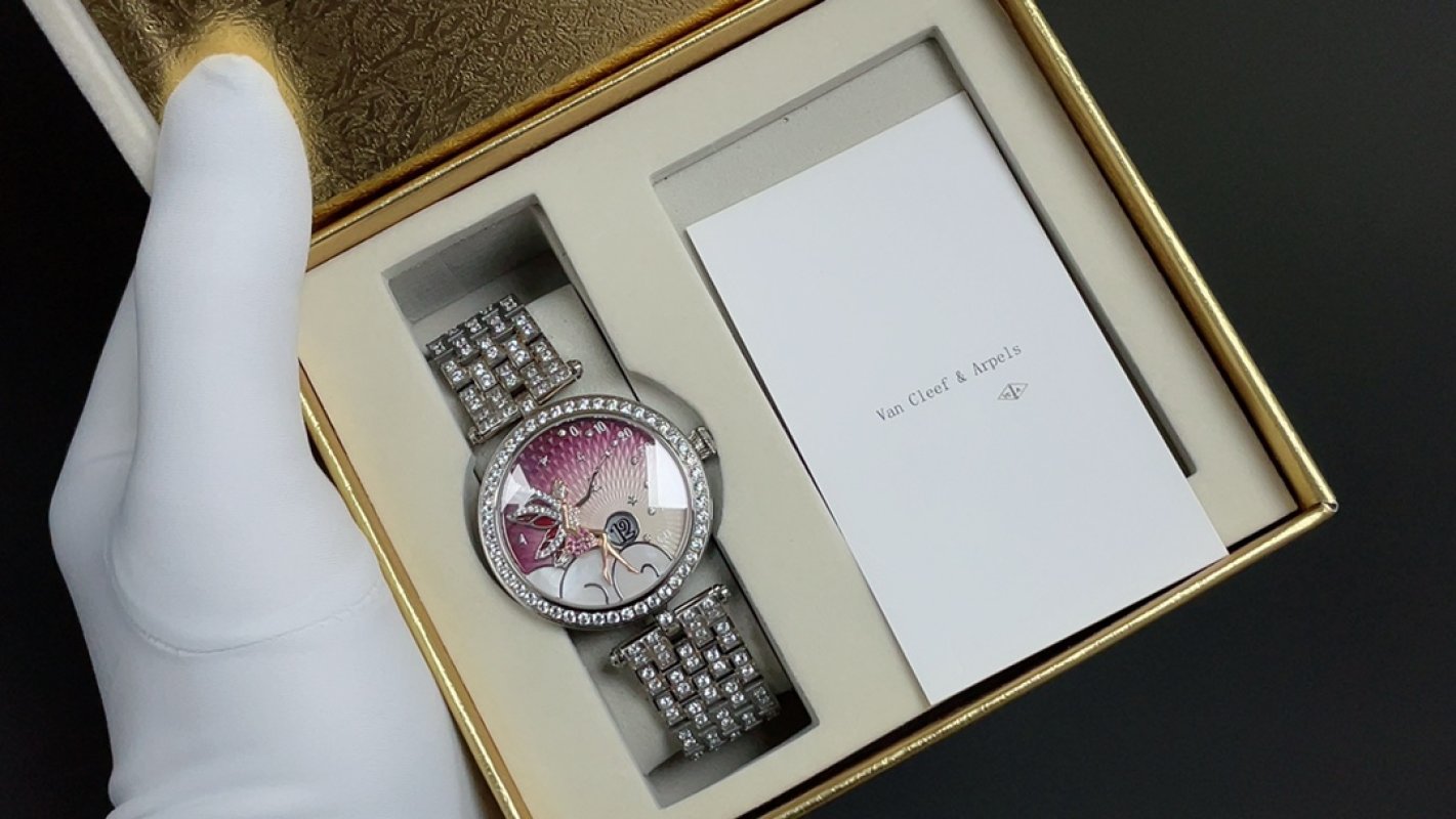 Van Cleef & Arpels Lady Féerie Fairy Ballet Dial Watch view