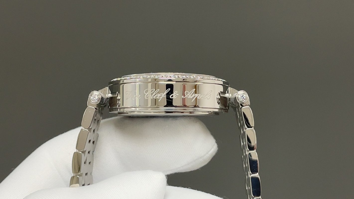 Van Cleef & Arpels Lady Féerie Fairy Ballet Dial Watch view
