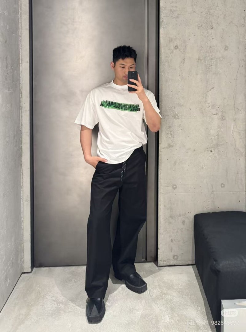 White Graphic Print Short Sleeve T-Shirt