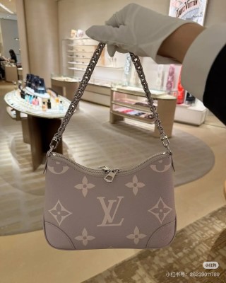 Louis Vuitton Monogram Coussin PM Mauve Leather Shoulder Bag view 2