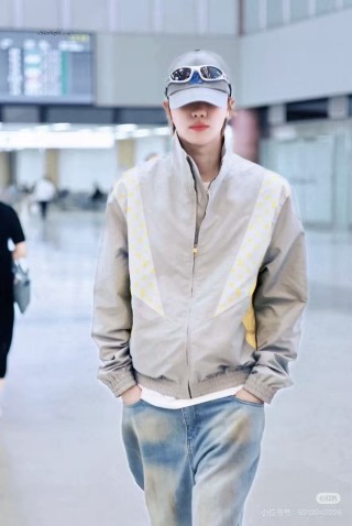 Grey & Yellow Colorblock Windbreaker Jacket view 3