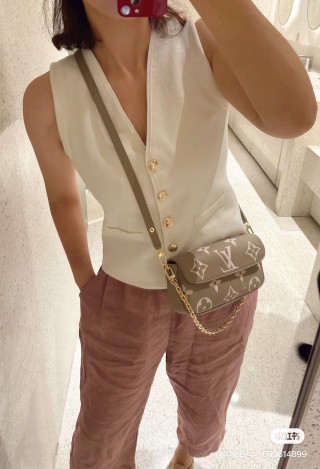Louis Vuitton Monogram Canvas Crossbody Shoulder Bag Beige