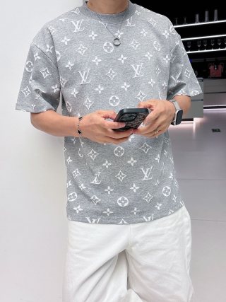 Louis Vuitton Monogram Short Sleeve T-Shirt Grey