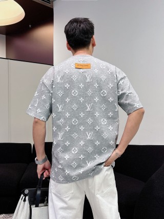 Louis Vuitton Monogram Short Sleeve T-Shirt Grey view 6