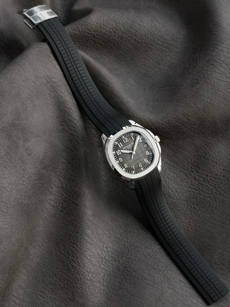 Patek Philippe Aquanaut 5167A Black Dial Steel Watch view
