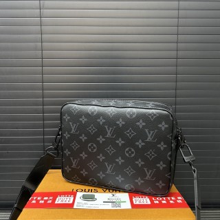 Louis Vuitton Steamer Monogram Messenger Bag Black view 3