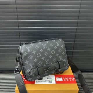 Louis Vuitton Steamer Monogram Messenger Bag Black view 4