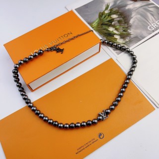 Louis Vuitton Pearl Beaded Chain Necklace - Black view 3
