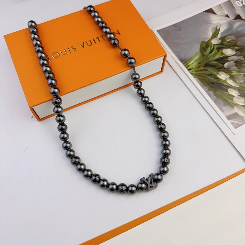 Louis Vuitton Pearl Beaded Chain Necklace - Black view