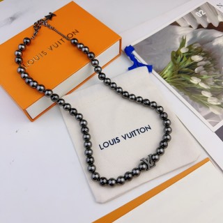 Louis Vuitton Pearl Beaded Chain Necklace - Black view 8