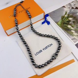 Louis Vuitton Pearl Beaded Chain Necklace - Black view 9