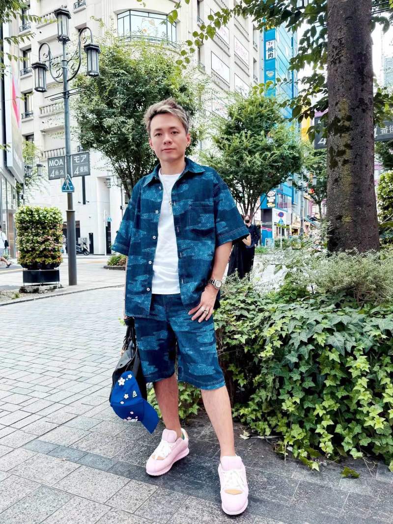 Louis Vuitton Camouflage Denim Shorts - Navy view