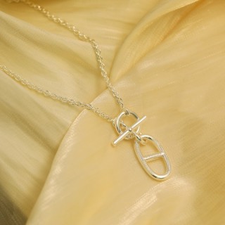 Hermès Pig Nose Silver Short Chain Necklace 42cm view 2
