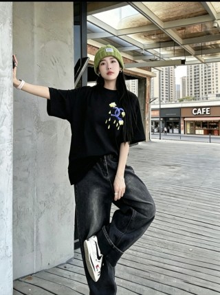 Black Graphic T-Shirt with Cloud & Moon Design view 3