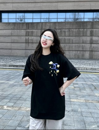 Black Graphic T-Shirt with Cloud & Moon Design view 4