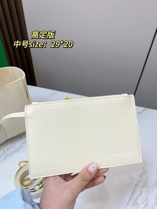 Bottega Veneta Intrecciato Woven Tote Bag - Cream view 7