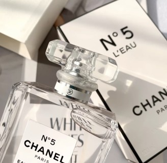 Chanel N°5 L'Eau White Eau de Toilette Spray 100ml