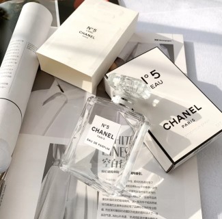 Chanel N°5 L'Eau White Eau de Toilette Spray 100ml view 6