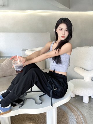 Black Cargo Pants with Side Pockets view 4