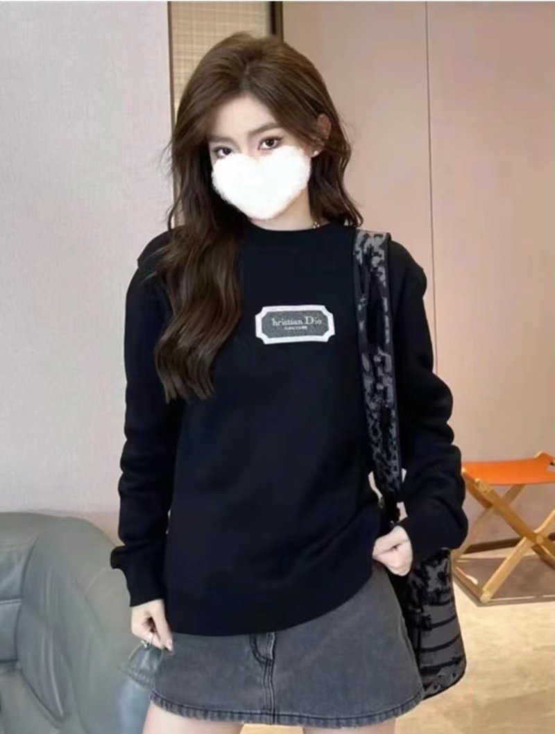 Dior Black Logo Embroidered Crewneck Sweatshirt view