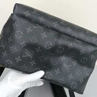 Louis Vuitton Discovery Monogram Eclipse Backpack Black view 8